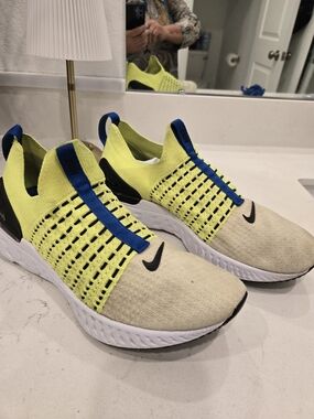 Nike Neon Yellow & Blue Slip-On Sneakers Size 10